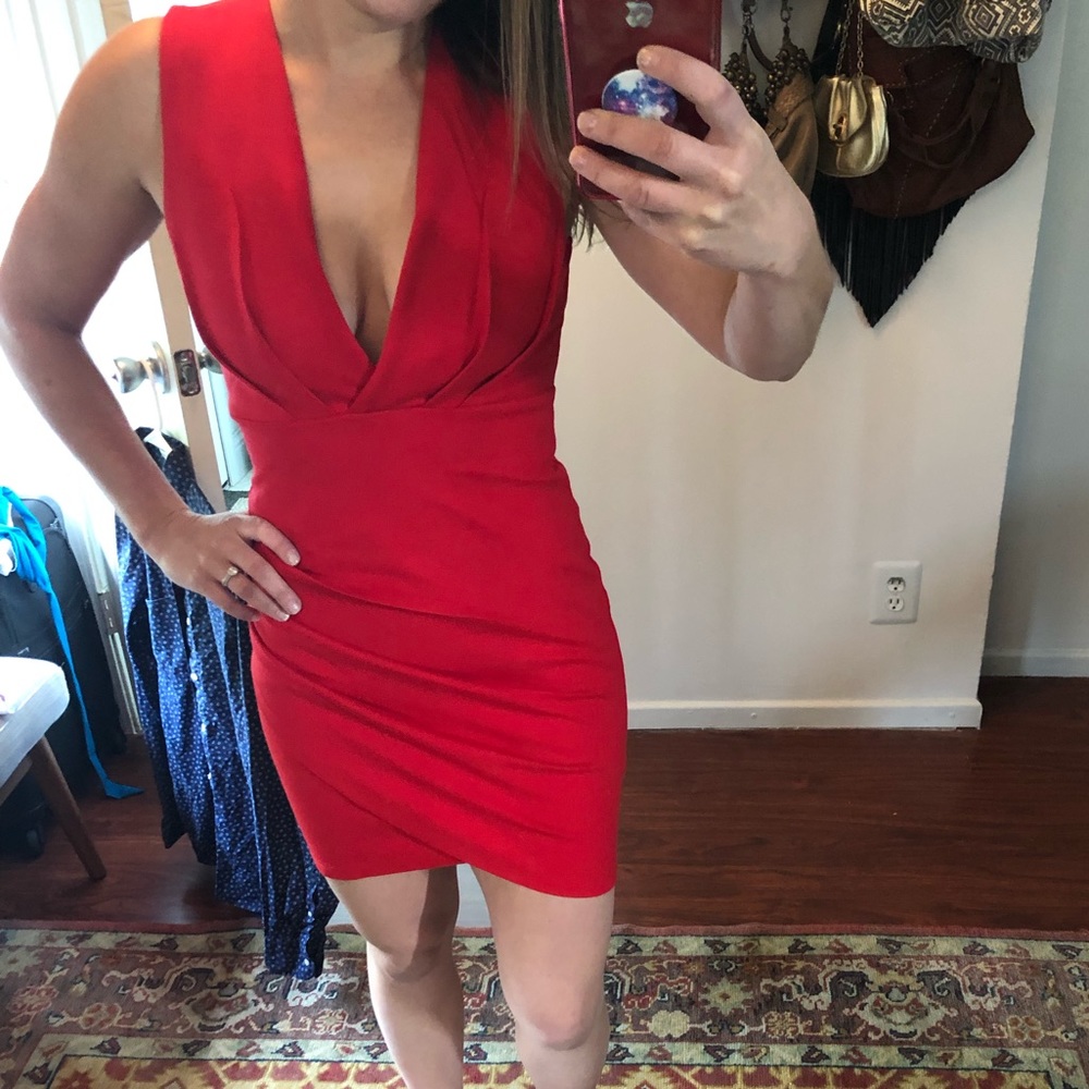 Lulu’s Little Red Dress